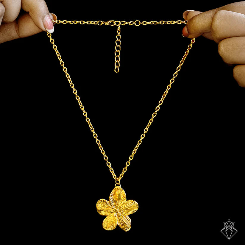 Gold Plated, Anti-Tarnish Lily Flower Necklace Set With Earrings✨