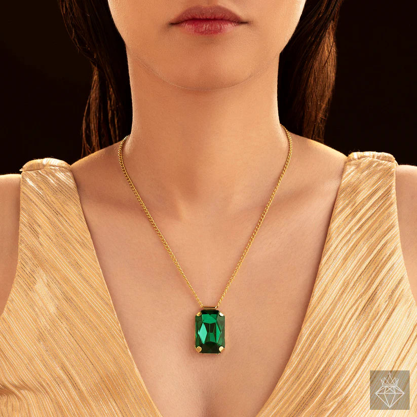 Gold Plated, Anti-Tarnish Emerald Bliss Pendant Set✨