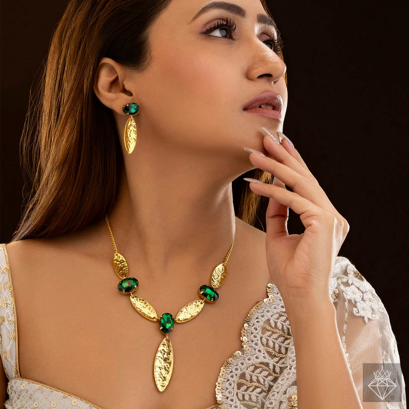 Gold Plated, Anti-Tarnish Marquise Emerald Necklace Set With Earrings✨