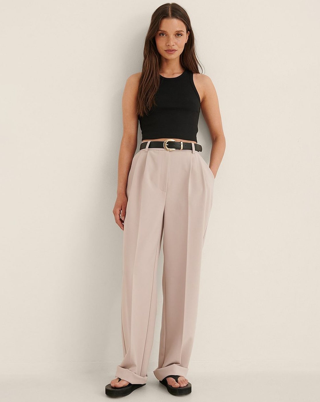 Black Sleeveless Ribbed Crop Top