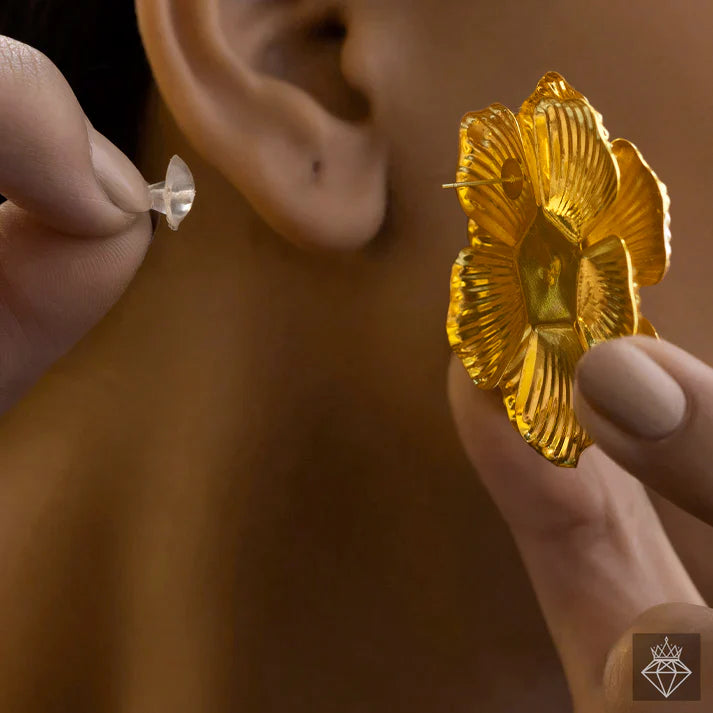 Gold Plated Anti-Tarnish Emerald Flower Earrings✨