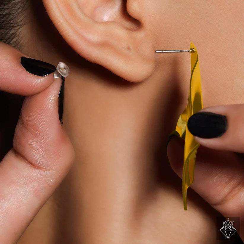 Gold Plated, Anti-Tarnish Wavy Texture Kite Gold Plated Studs✨