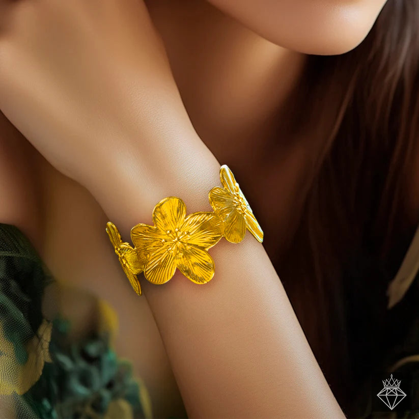 Gold Plated, Anti-Tarnish Golden Flower Bracelet (Adjustable Size)