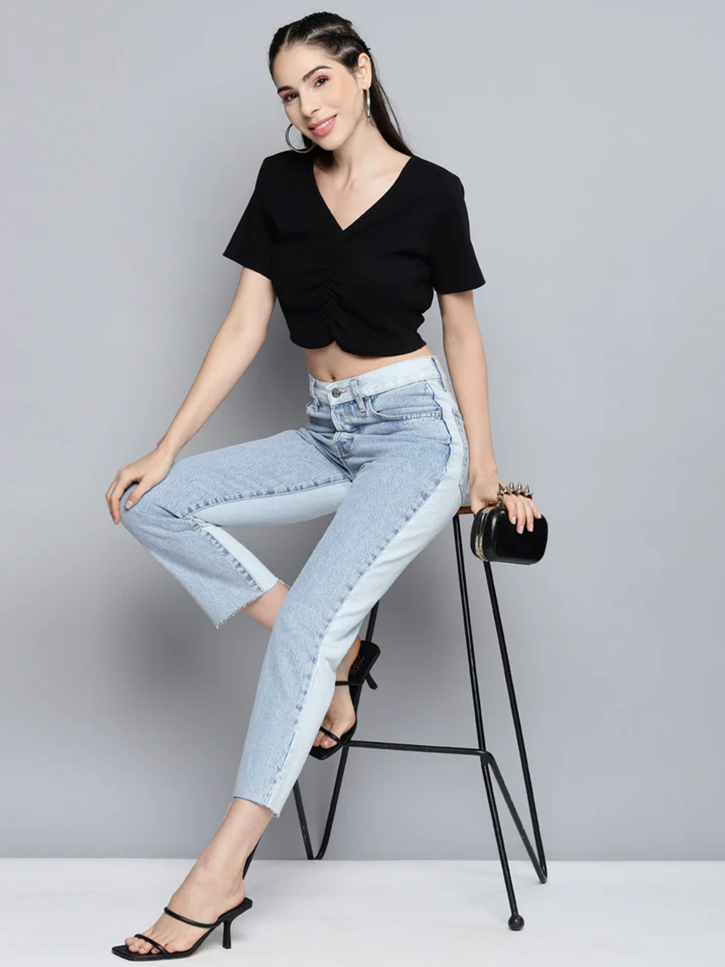 Black V Neck Ranched Crop Top